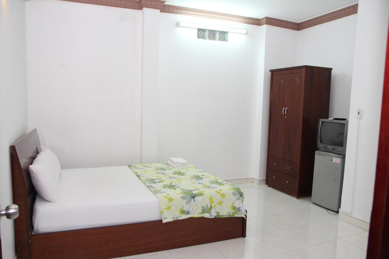 Ngan Long Hotel Ho Chi Minh City Exterior photo