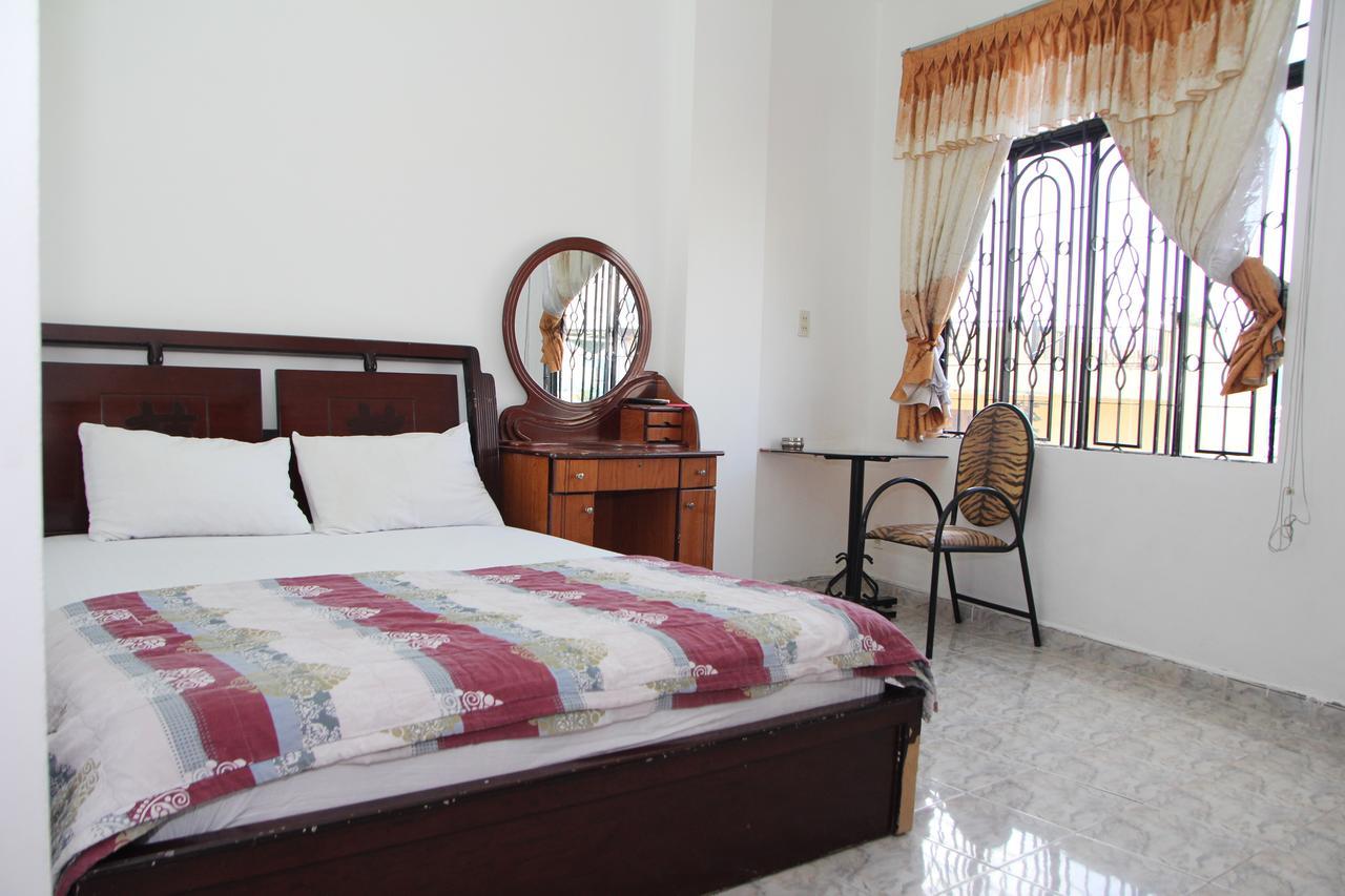 Ngan Long Hotel Ho Chi Minh City Exterior photo